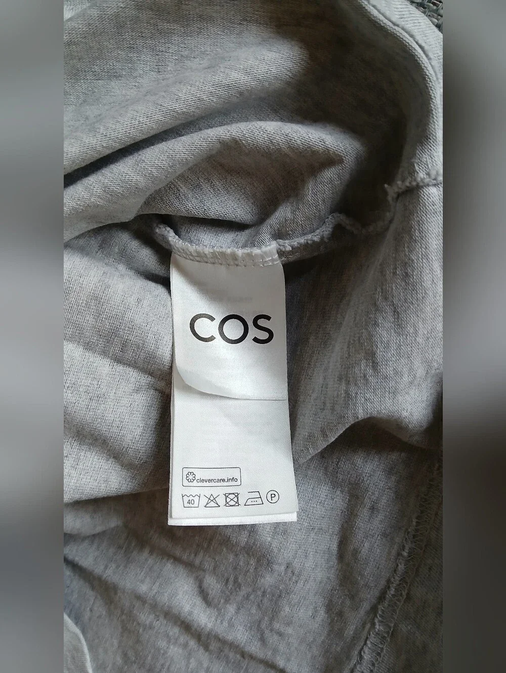 COS Clean Cut Regular T-Shirt in Gray. Size L (EUR) - Picture 4 of 5